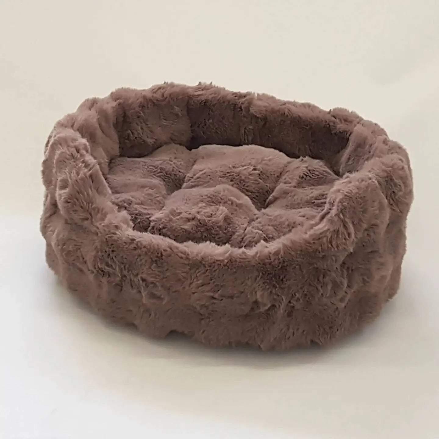 Dog Basket Faux Fur | Brown