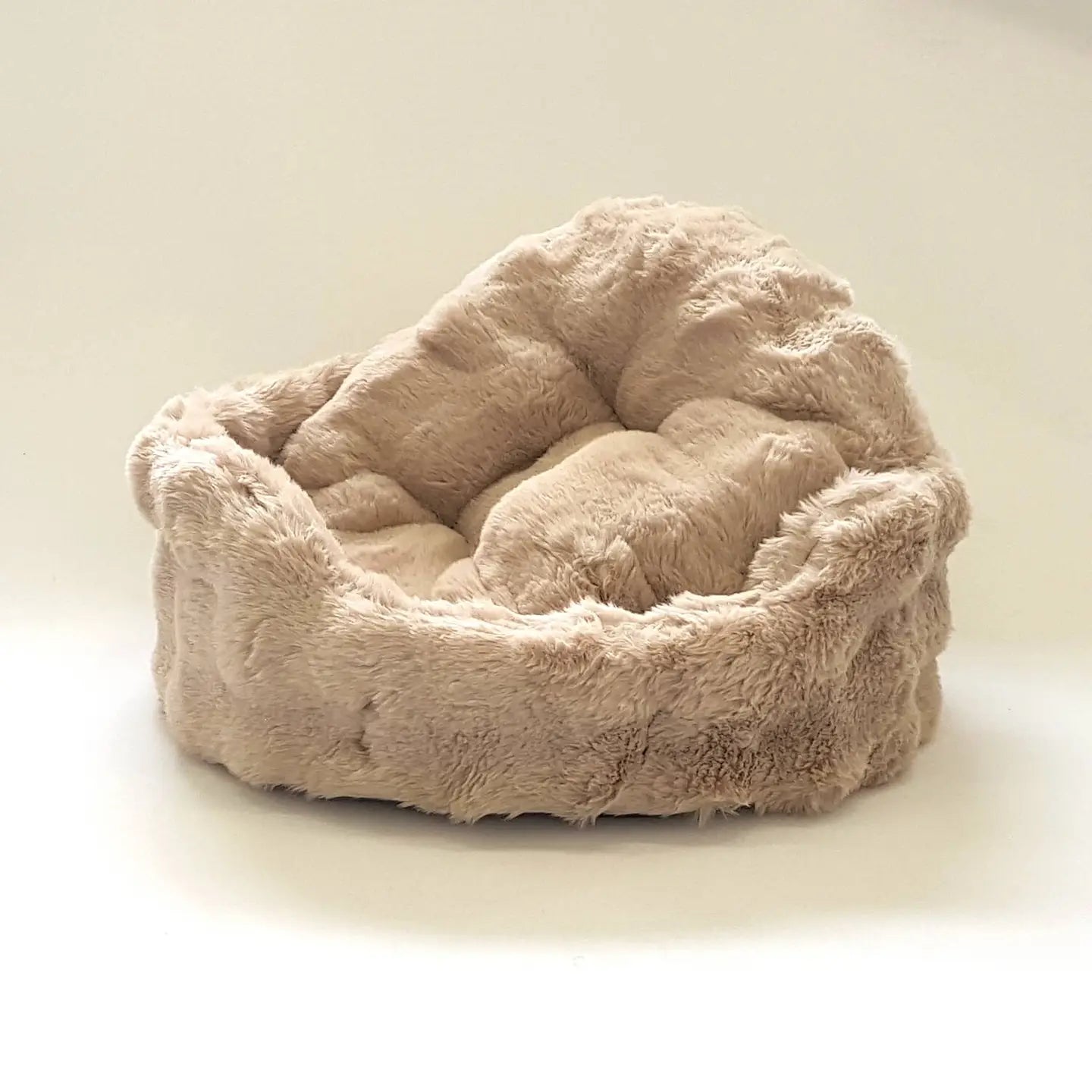 Dog Basket Faux Fur | Beige