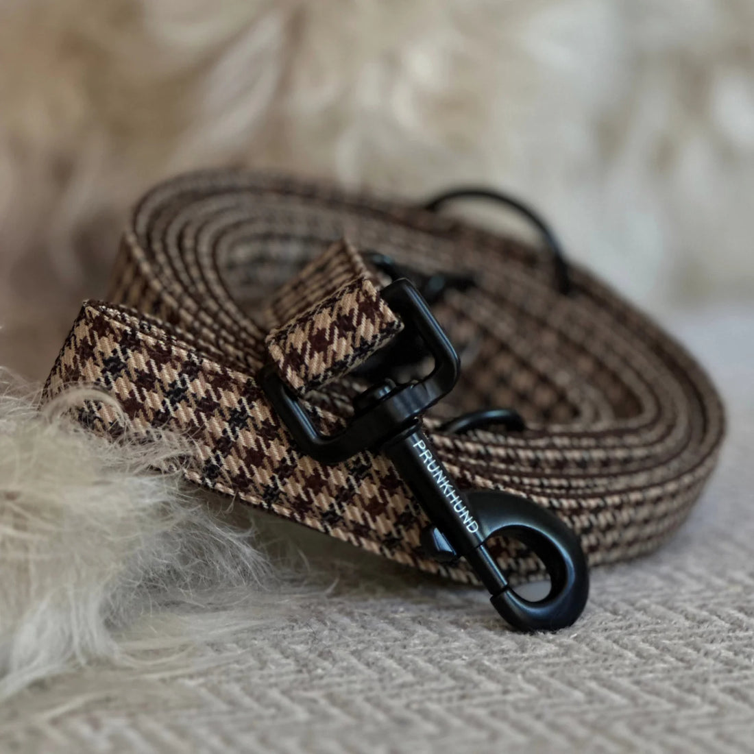 Leash Tweed