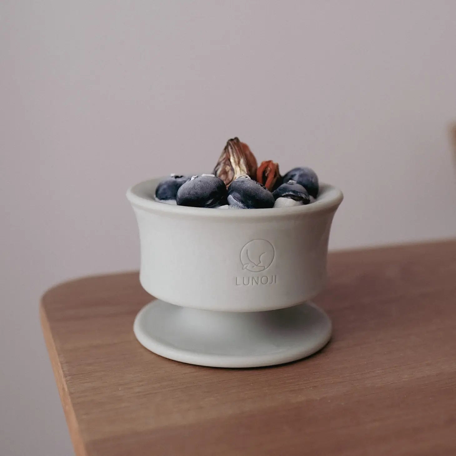 CHEWDEN Trove | Frozen Treat Holder Pastel Lilac