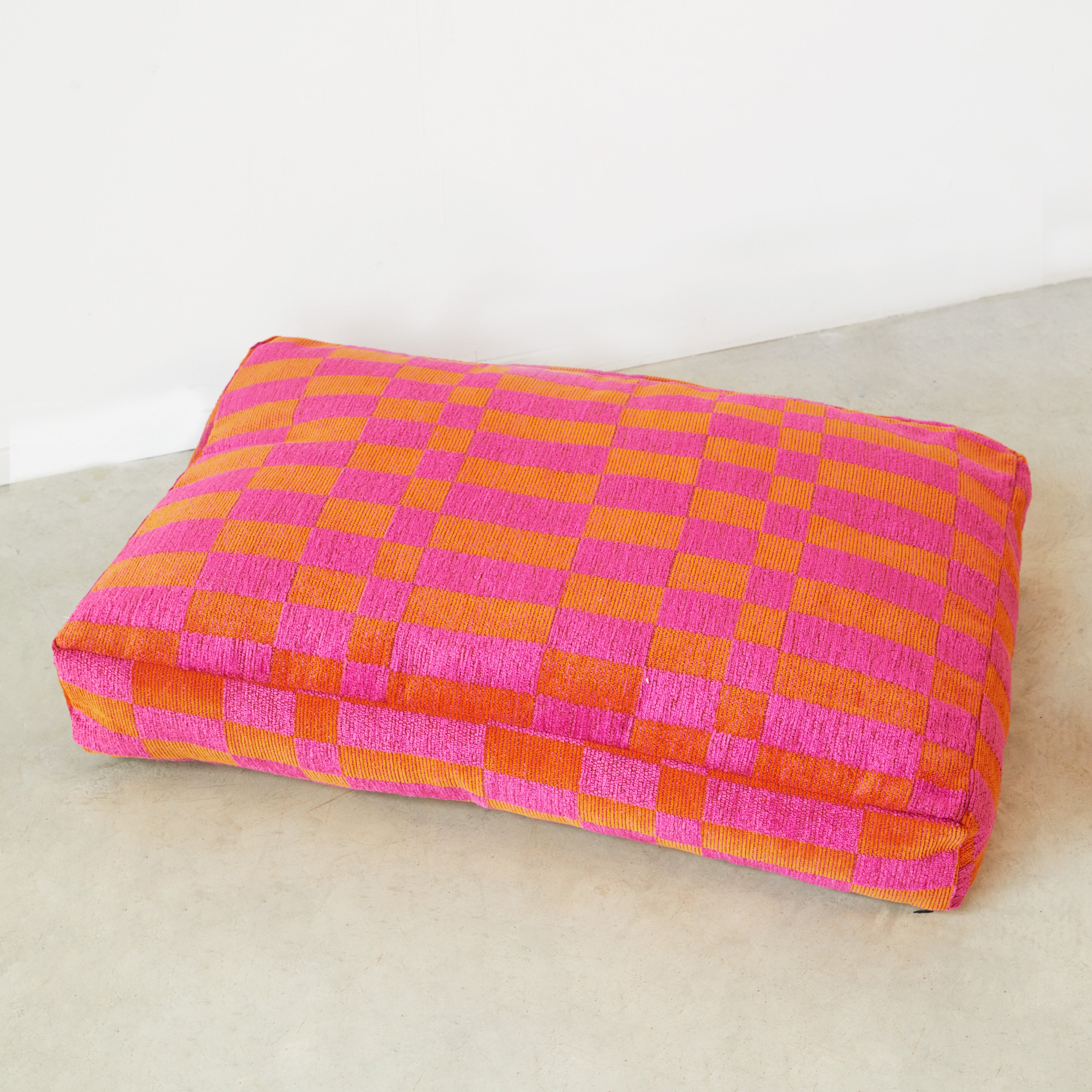 Block Dog Bed - Orange/Magenta