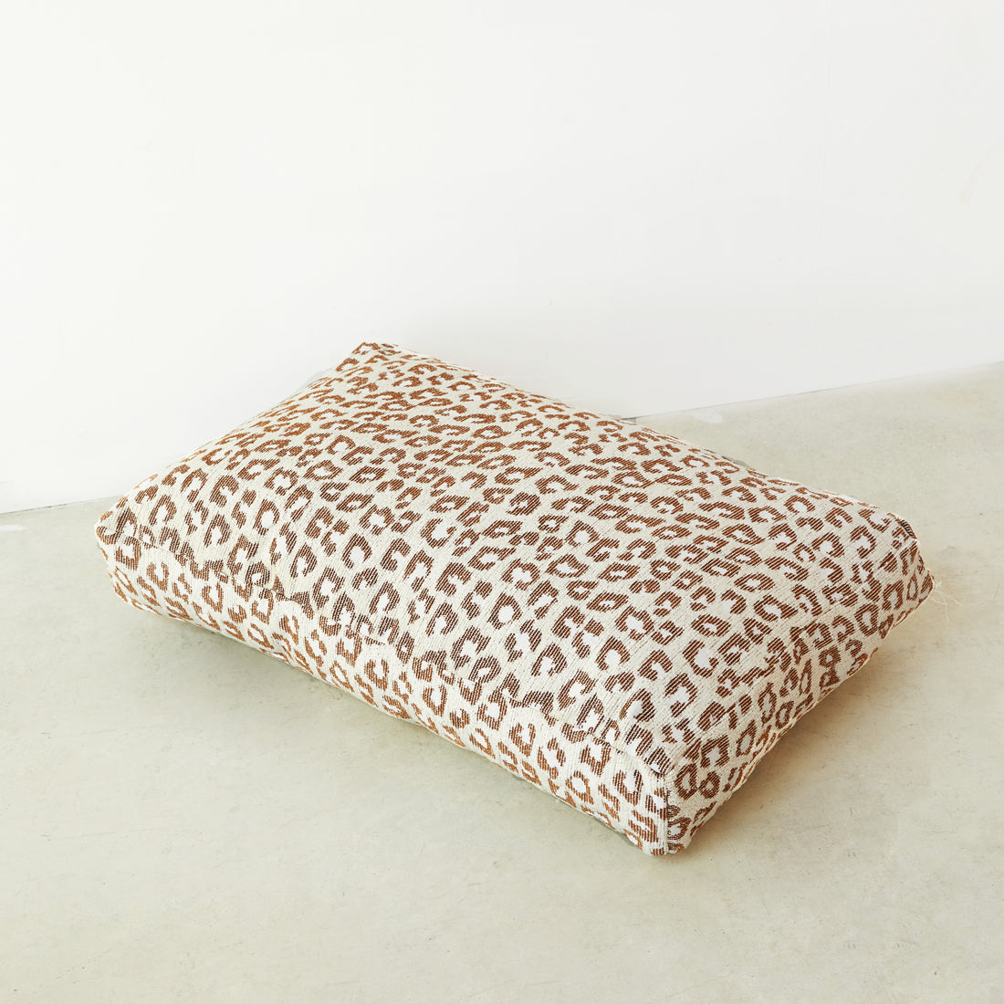 Leopard Dog Bed - Beige/Brown