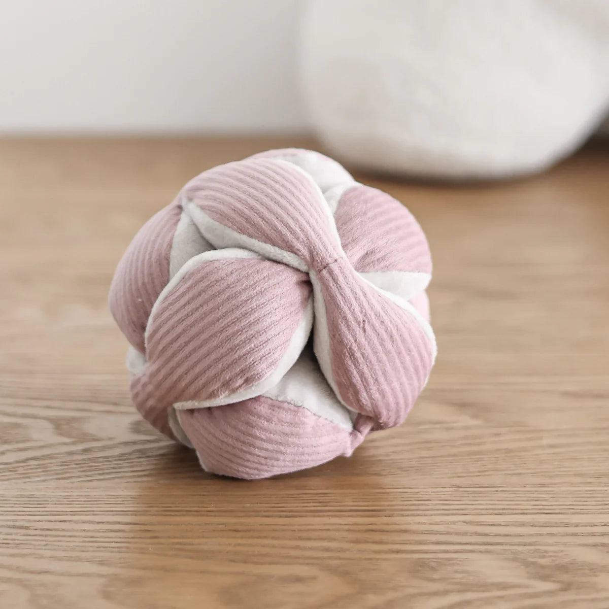 Monti - Rosa | Snuffle Ball