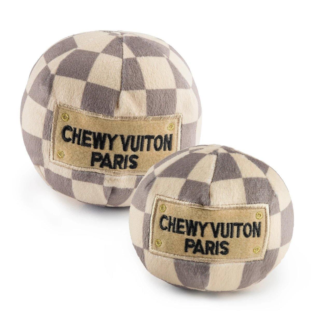 CHEWY VUITON CHECKER BALL - Pet-à-Porter